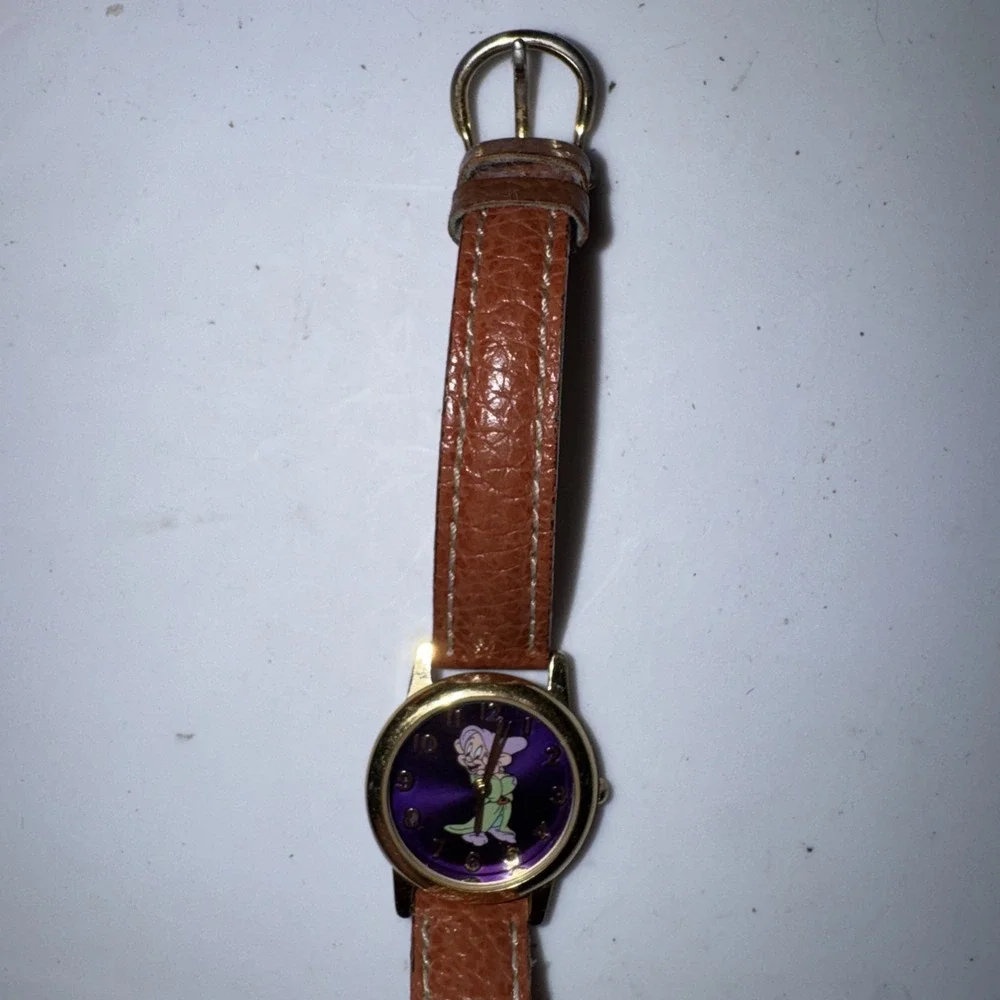 Vtg Disney Store Dopey Watch DS-279 Japan Purple Dial Leather Band Snow White